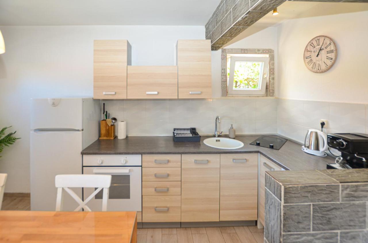 Apartments Iris Rovinj Extérieur photo