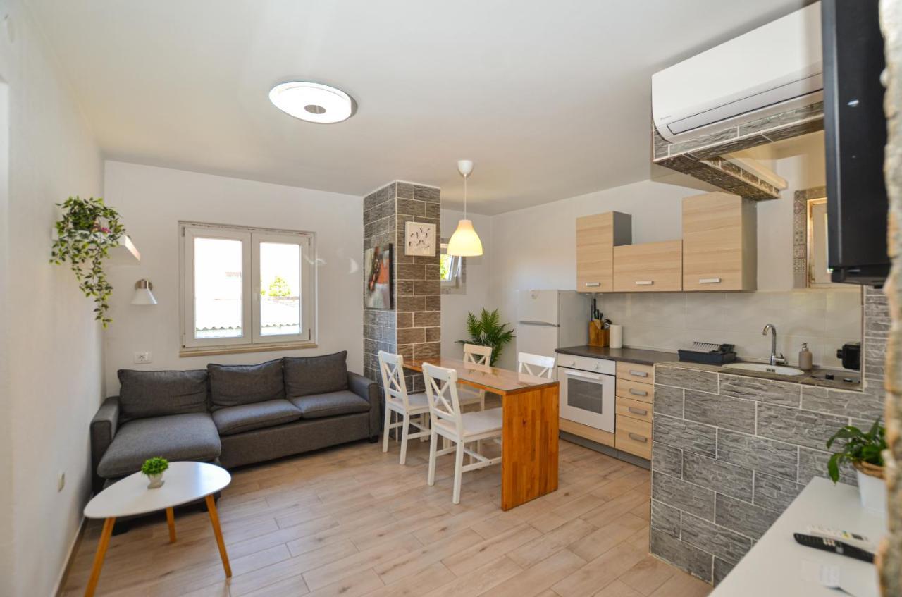 Apartments Iris Rovinj Extérieur photo