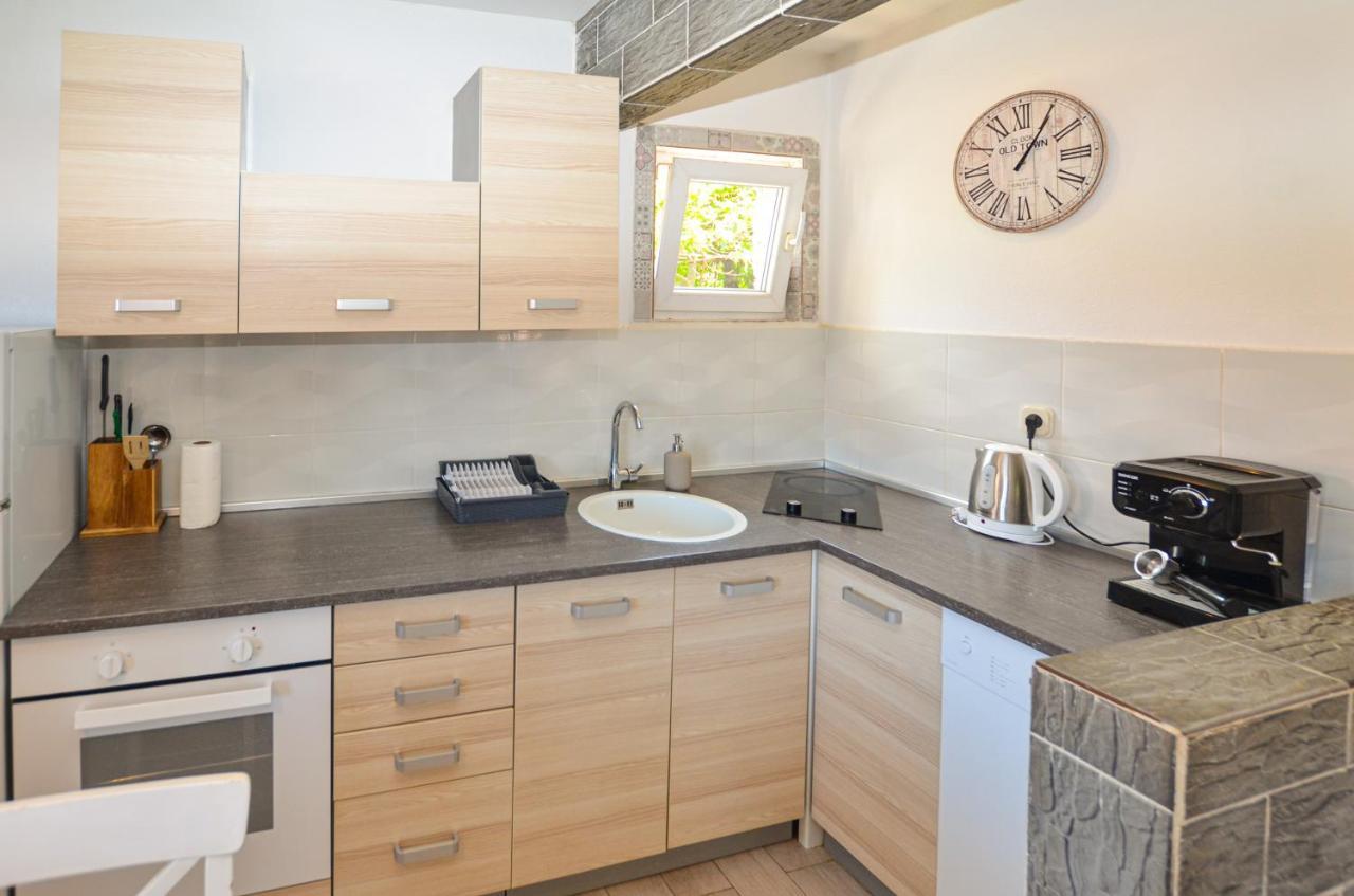 Apartments Iris Rovinj Extérieur photo